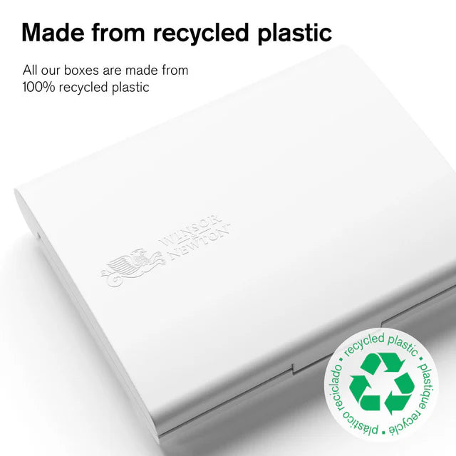 Winsor & Newton Cotman Field Travel Set, 14 Half-Pans