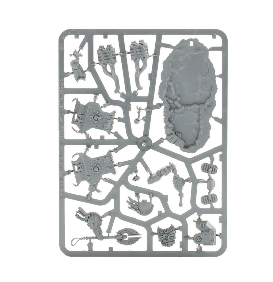 Warhammer 40,000 Space Marines: Chaplain on Bike Miniature Set