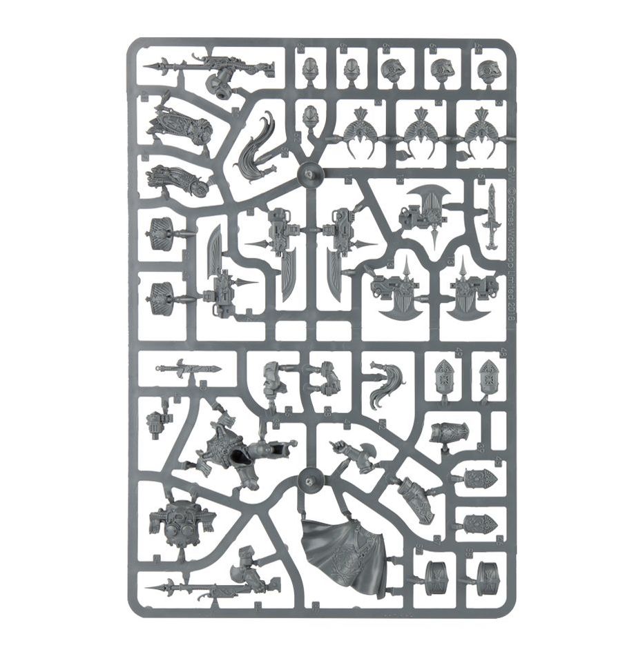 Warhammer 40,000 Adeptus Custodes: Allarus Custodians Miniatures Set