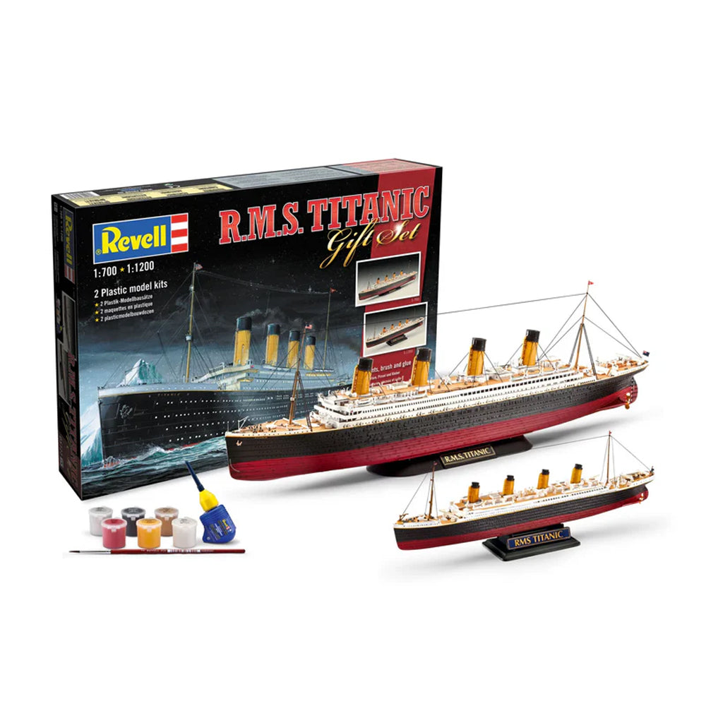 Revell R.M.S. Titanic 2x Scale Models Gift Set, 1:700 and 1:1200