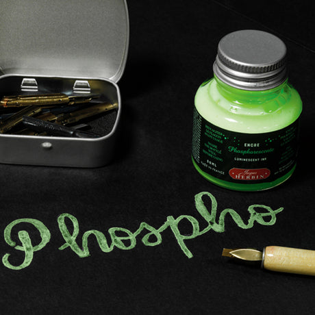 Jacques Herbin Phosphorescent ink